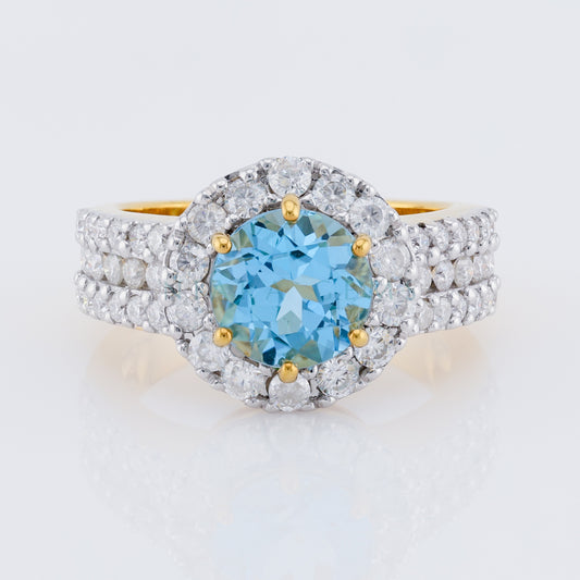 แหวนบลูโทพาสประดับเพชร