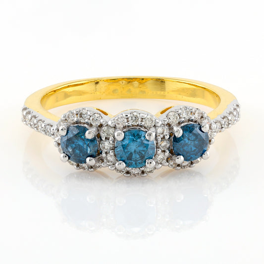 แหวนทองประดับเพชรและพลอยสีน้ำเงินสามเม็ด