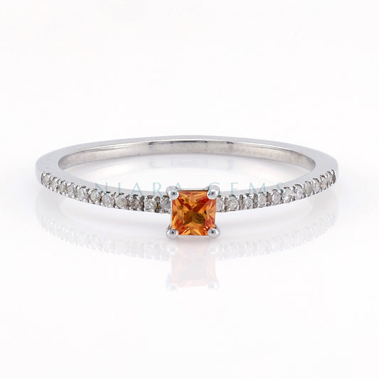 แหวนพลอยสีส้มประดับเพชร